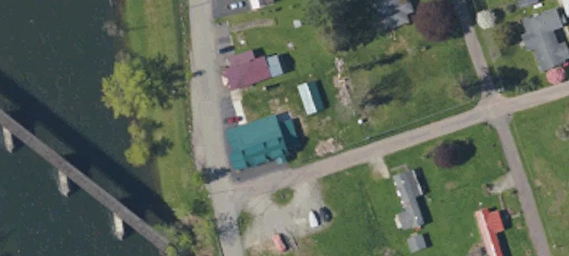 629 Riv Rd