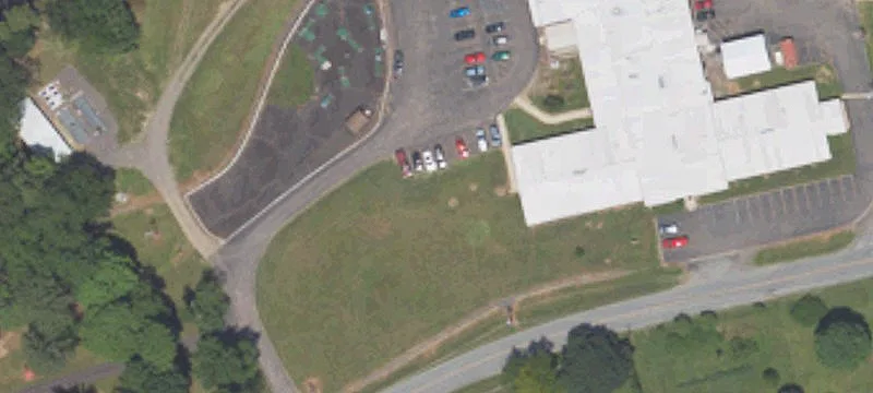 557 Bonnieville Rd