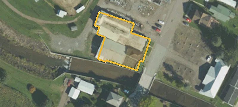 32 Salisbury St