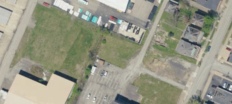 R N Gallatin Ave