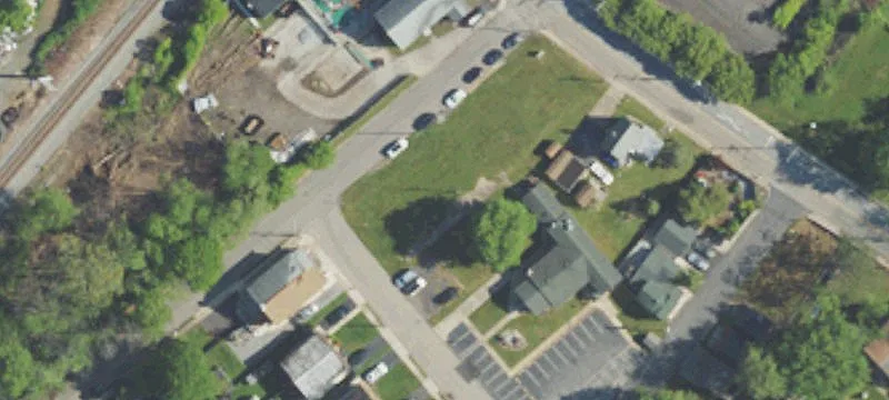 Randall Ave