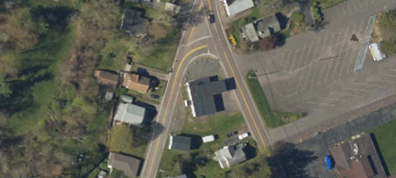 625 Lakeside Dr