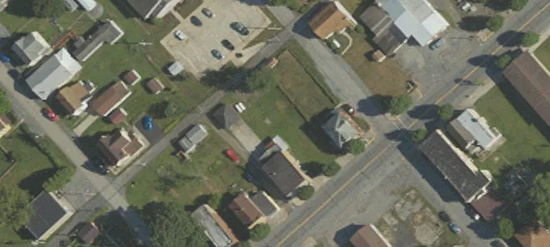 330 Sunshine Ave