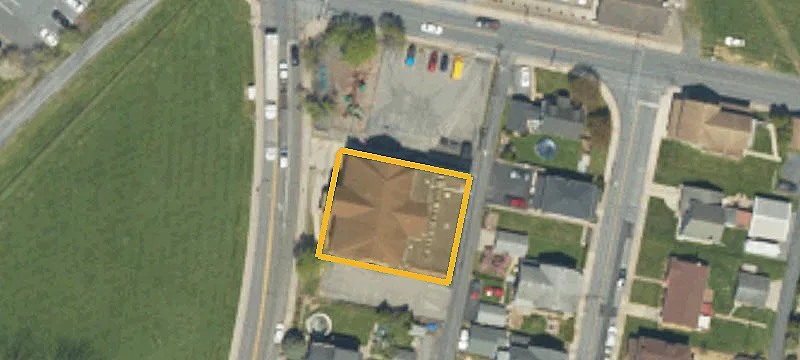 2389 Main St