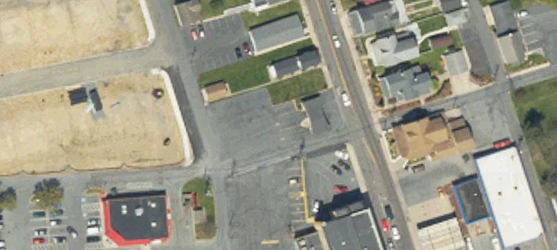 2102 Main St