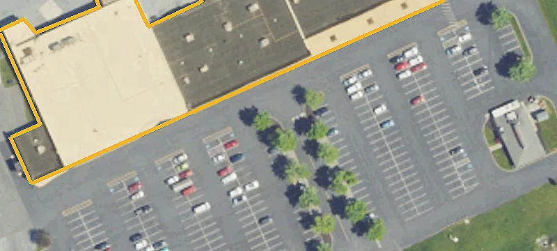 677 Main St