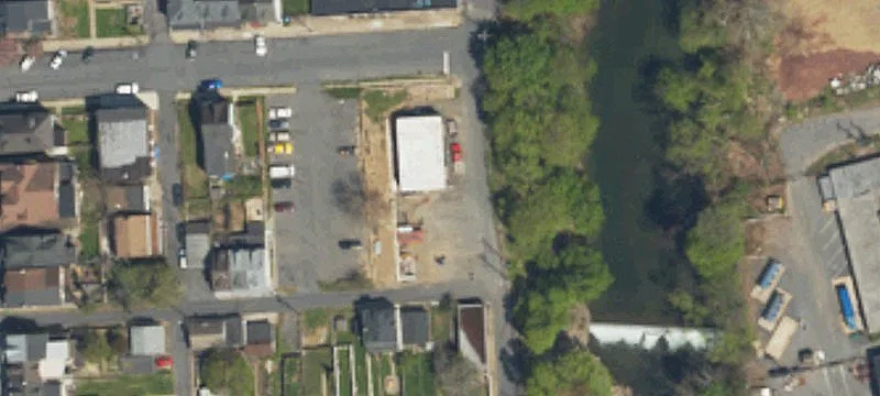 120 Locust St