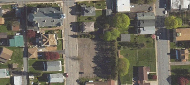 421 Vine St
