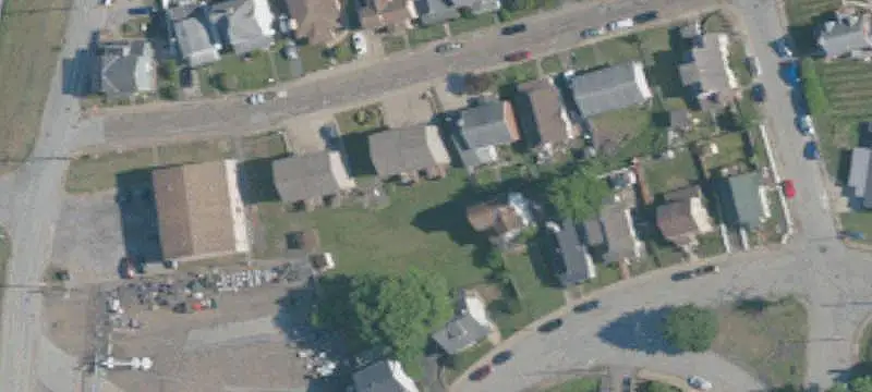 304 Cp Ave