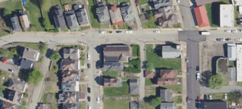 996 Thompson Ave