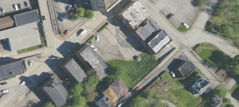 101 High St