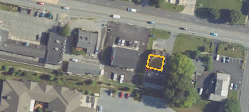 2140 Columbia Ave