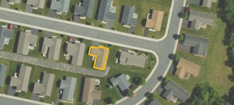 141 Random Rd