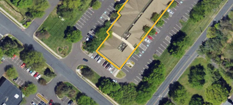200 Highpoint Dr, Unit 1