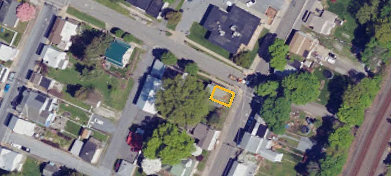 7 Broadway Ave