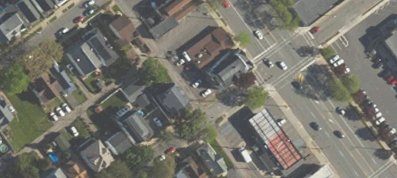 Welles Ave