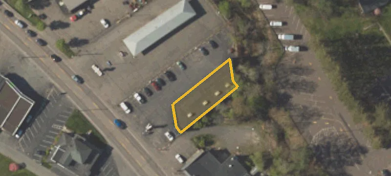2935 Memorial Hwy