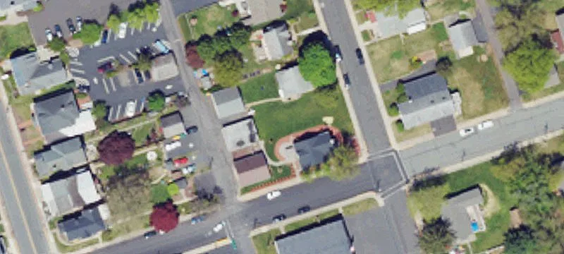489 Penn St