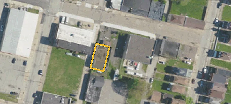 324 Large Ave