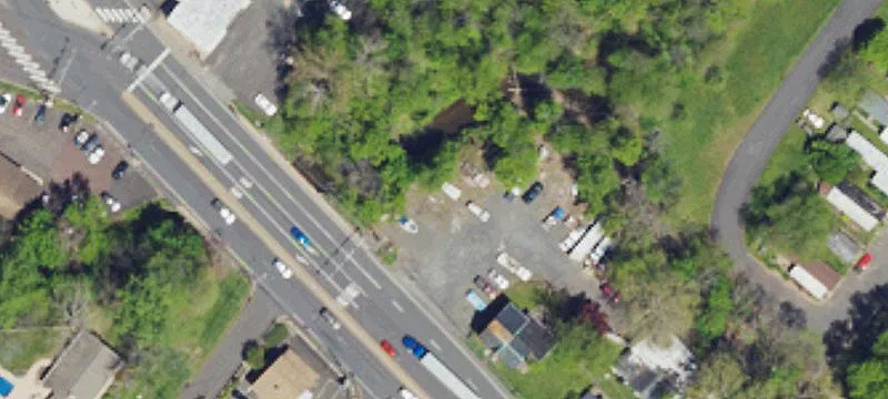 Easton Rd
