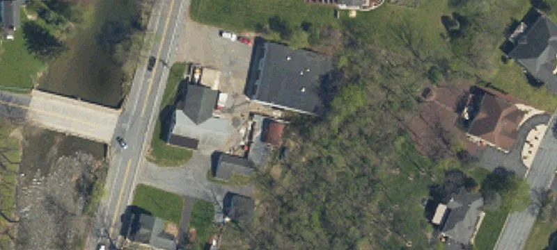 2001 Bushkill Dr