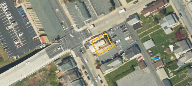 851 Main St