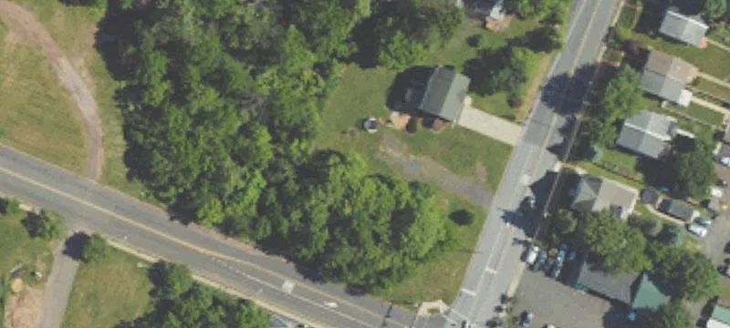 823 Farmington Ave