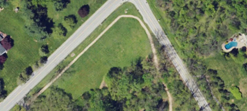 2 Moores Rd