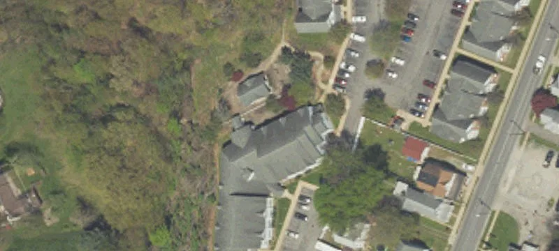 2001 Memorial Ave