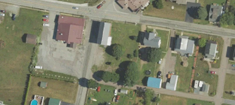 1402 Main St