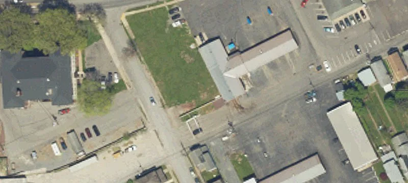 813 Hancock St