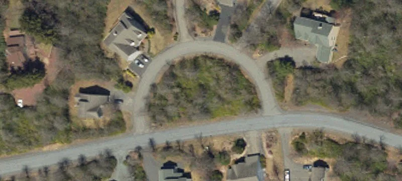 Pinecrest Dr