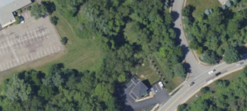 230 Wallace Rd