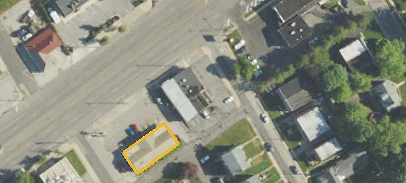 1303 Chester Pike, Unit 1305