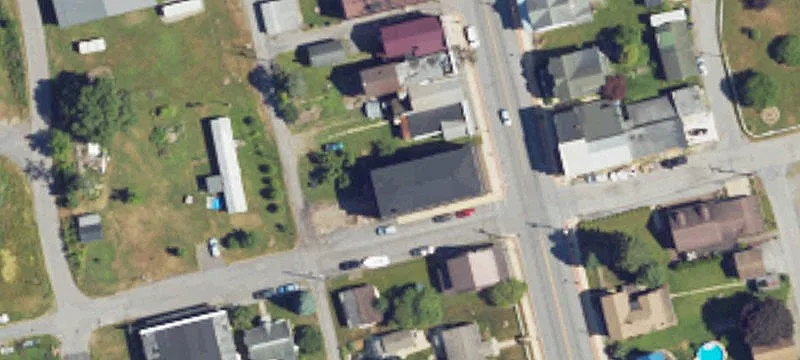 713 Main St