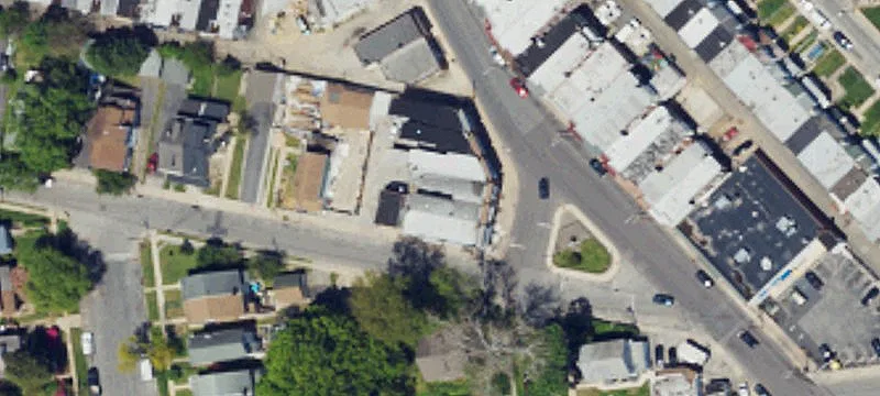 302 Lewis Ave