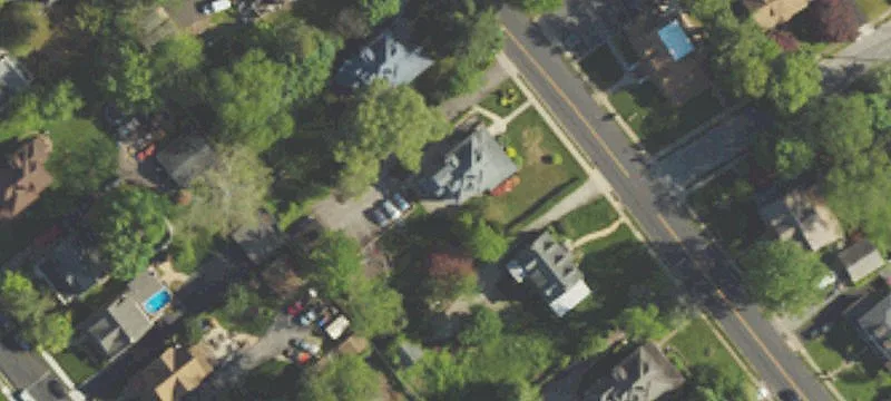 340 Lansdowne Ave