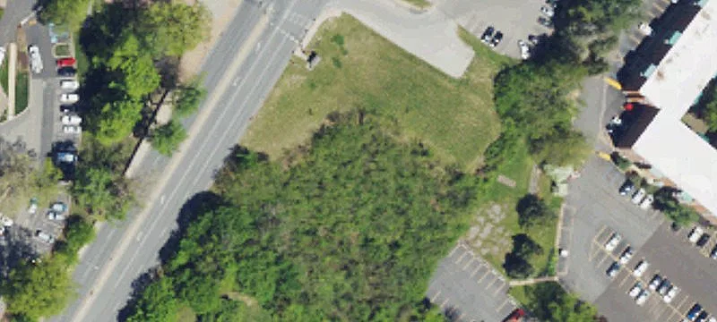 Easton Rd