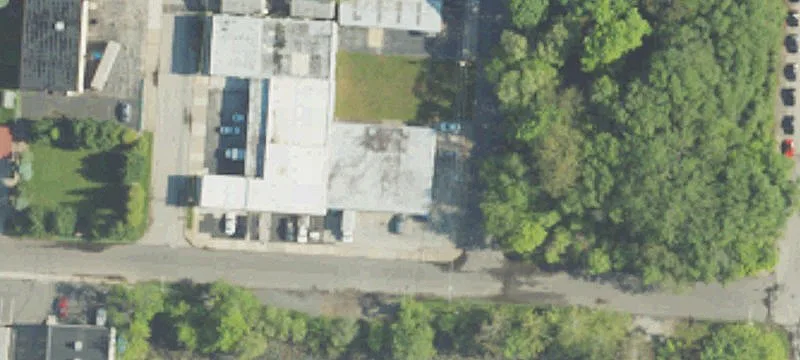 100 Putcan Ave