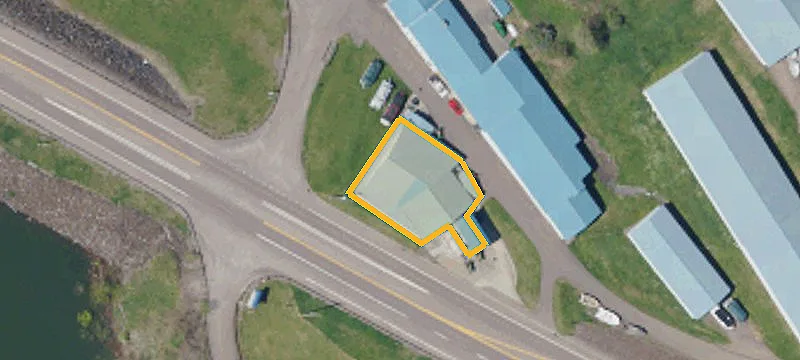 905 Lk Side Rd