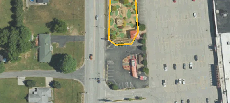 1548 Ctr Ave