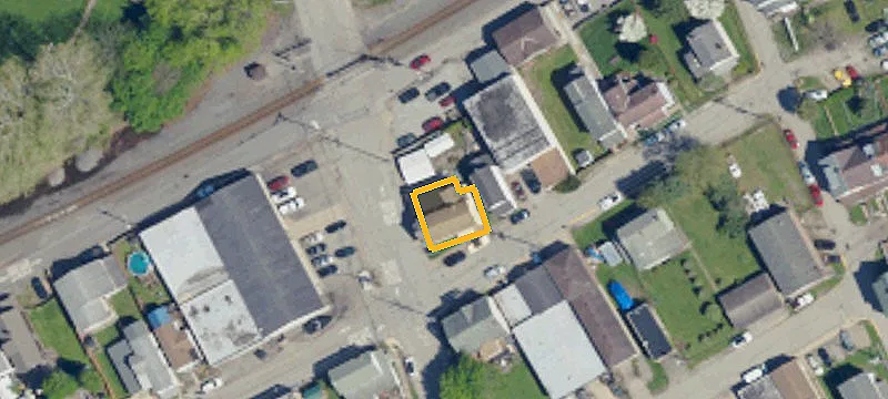 300 Ctr Ave