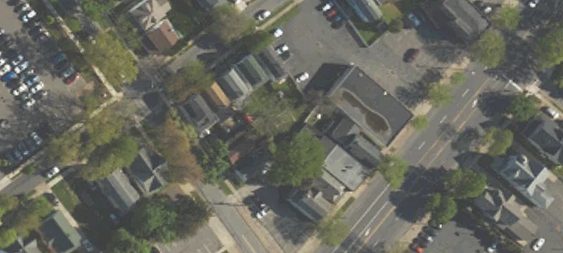 Hoyt St