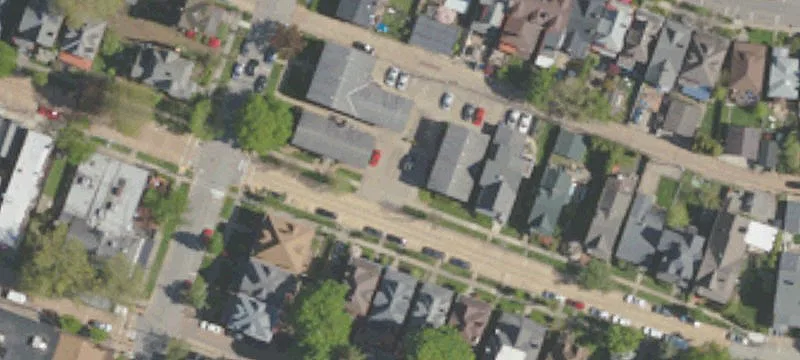 305 1st St