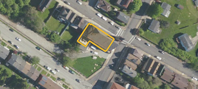 211 Kenmawr Ave
