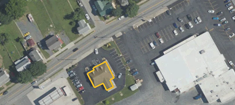 306 Main St