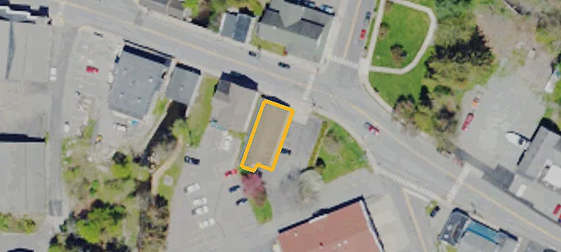 101 Main St