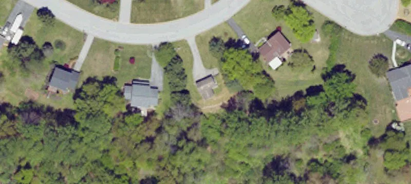 Woodland Dr