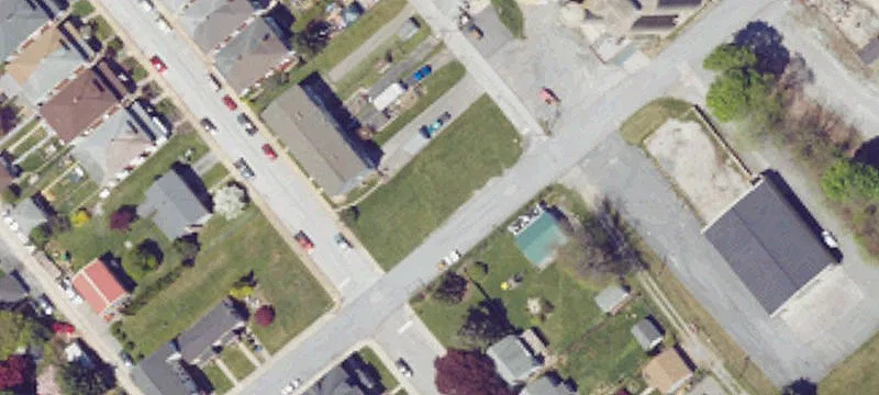 Taylor St