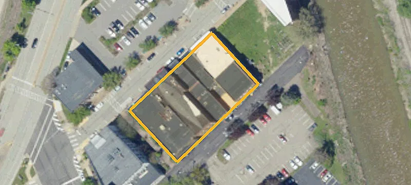 31 Main St